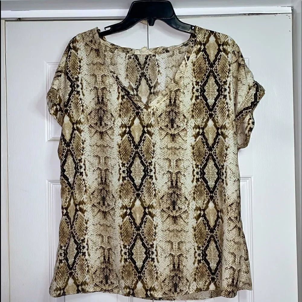 ee:some Snake Print Top  - Picture 1 of 7